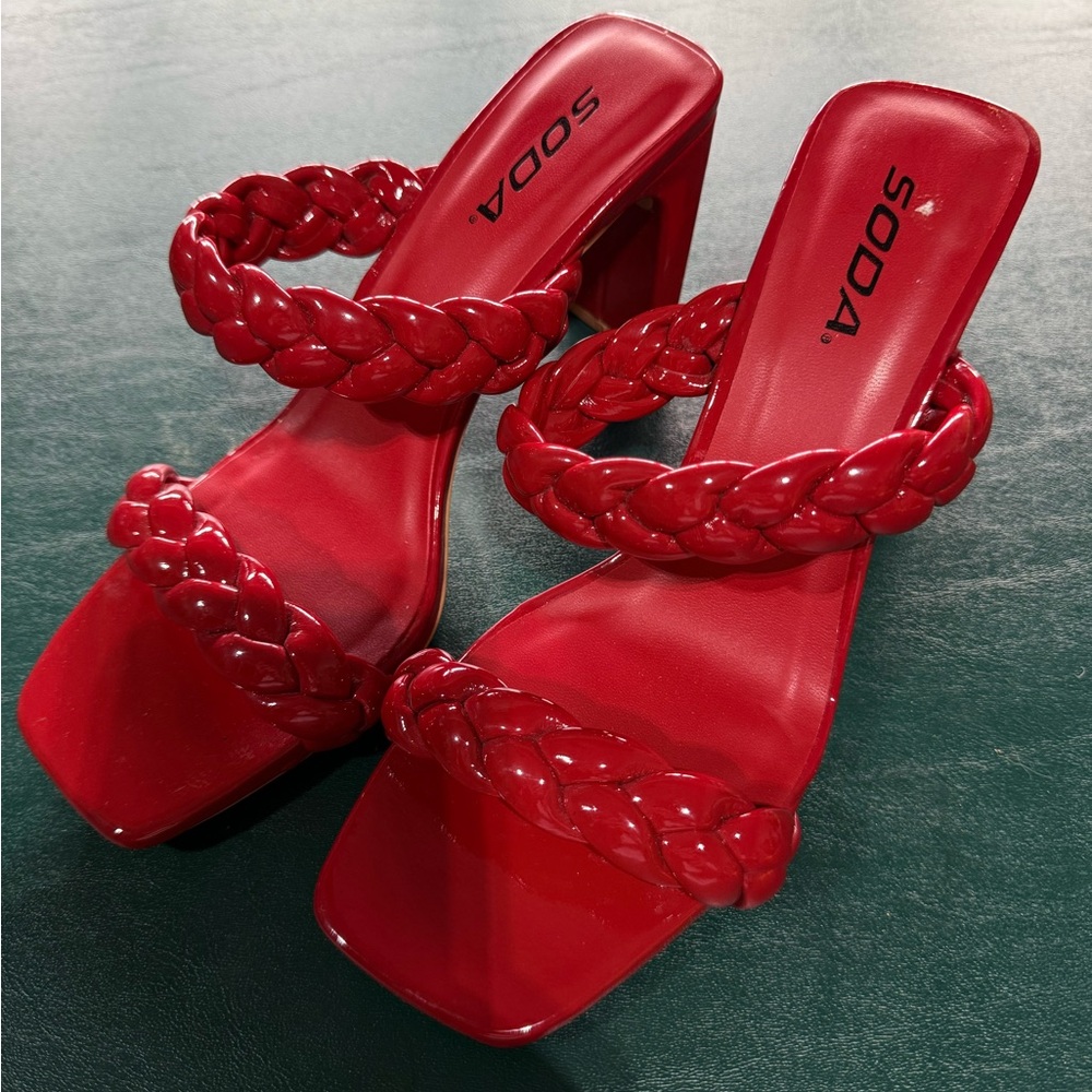 SODA Women’s Red Braided Strap Heeled Sandals 7.5